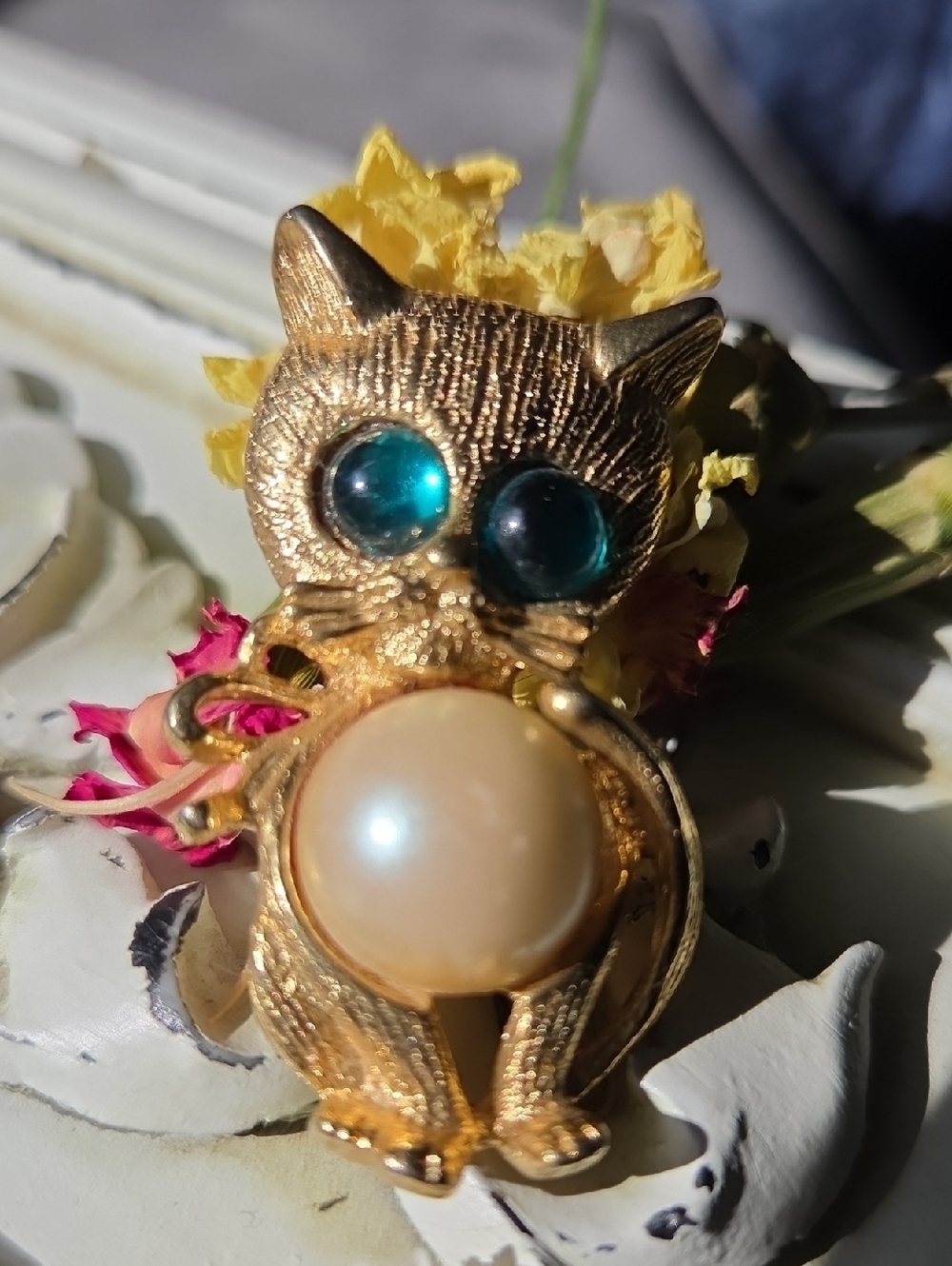 Vintage Signed Sarah Coventry Cat Jelly Belly Brooch. - Picture 4 of 10